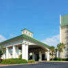Отель Riverwalk Inn & Suites, фото 1