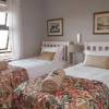 Отель La Mer Seafront Selfcatering Accommodation Kleinmond, фото 3
