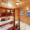 Отель Moonshine Mountain Lodge - 2 Br Cabin, фото 2
