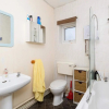 Отель Birmingham Guest House 9, фото 7