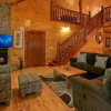 Отель Live Laugh Love Pool Lodge, фото 1