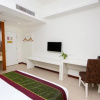 Отель Spring Holiday Hotel, фото 2