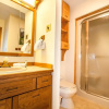 Отель Frostfire #38C - 2 Br Condo, фото 8