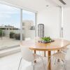 Отель TT606 Sydney 2BR Huge Balcony, фото 13