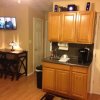 Отель Lewis & Pearl Two-Bedroom Apartment B, фото 8