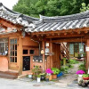 Отель PinetreeView Hanok Guesthouse, фото 5