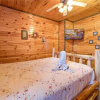 Отель Standing Bear Lodge - Five Bedroom Cabin, фото 4