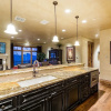 Отель Sanctuary at Vintage On Strand - 3 Br Condo, фото 4