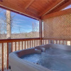 Отель Bear Tracks - Two Bedroom Cabin, фото 16