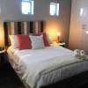 Отель 6 Huisie by Die See Self Catering, фото 2