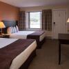 Отель North Pointe Inn and Suites, фото 4