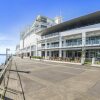 Отель Large 1BR Apartment at the Waterfront, фото 13