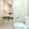 Отель ZenRooms Kuta ByPass Ngurah Rai, фото 10