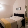 Отель La Residenza Napoli Short Let Apartments, фото 4