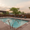 Отель Black Diamond Prospector Square - Studio Condo, фото 8