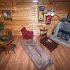 Отель Love Shack - One Bedroom Cabin, фото 5