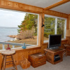 Отель Picturesque Island Cottage 2 Bedrooms 2 Bathrooms Home, фото 12