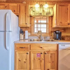 Отель Chubby and Cubbys Den - Three Bedroom Cabin, фото 10