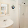 Отель Cuddlefish - 5 Br Home, фото 9