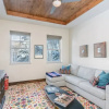 Отель Breathtaking Mountain Views - 3 Br Townhome, фото 1