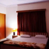 Отель Shivika Lake Hotel, фото 1