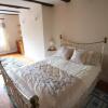 Отель The Old Priory Cottage, фото 2