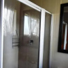 Отель De Dane Guestroom, фото 4