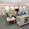 Отель Easy Breezy - 4 Br Home, фото 4
