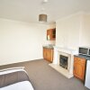 Отель Budget Rooms Hatherley, фото 5