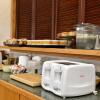 Отель Country Lane Inn & Suites, фото 3
