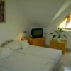 Отель Varga Apartmanház, фото 4
