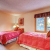 Отель Perfect Mountain Retreat/3br -fireplace, Kids Ski Free 3 Bedroom Condo by RedAwning, фото 5