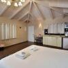 Отель Monro Boutique Suites, фото 2