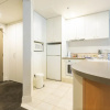 Отель Spacious Apartment in Auckland Central, фото 7