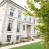 Отель Douglas House, фото 1