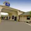 Отель Riviera Inn & Suites, фото 1