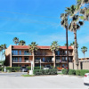 Отель Beachview Unit #304 - 2 Br Condo, фото 1