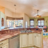 Отель Splashing Dolphins - Three Bedroom Home, фото 25