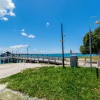 Отель Magical holiday home - Welsby Pde, Bongaree, фото 13