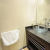 Отель Key One Homes - Cayan Tower, фото 8
