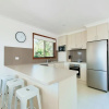 Отель Happy Days, 49 Pantowora Street, фото 6
