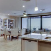 Отель Luxury Oceanfront Penthouse at Crocs, фото 6