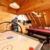 Отель Sweet Surrender 1 Br cabin by RedAwning, фото 14
