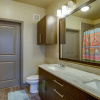 Отель Stay Smart Live Oak St Uptown Downtown, фото 5