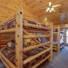 Отель Pine Tree Lodge - Eight Bedroom Cabin, фото 20