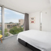 Отель TT606 Sydney 2BR Huge Balcony, фото 8