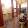 Отель Villa Oropeza Guest House, фото 1