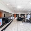 Отель Days Inn And Conference Center, фото 2