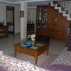 Отель Pondok Ambu Guest House Gegerkalong, фото 1
