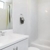 Отель Explore Silver Lake From a Bright, Eclectic Condo, фото 8